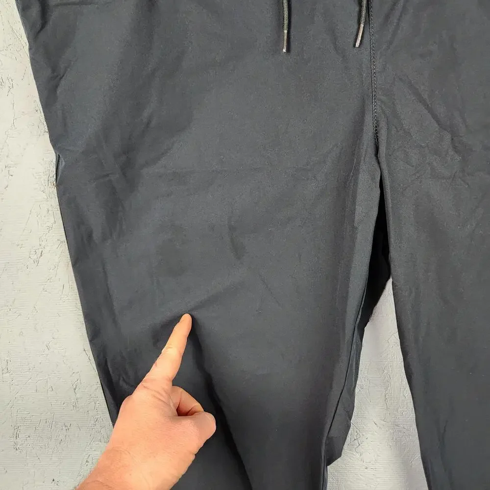 Banana Republic brand banana